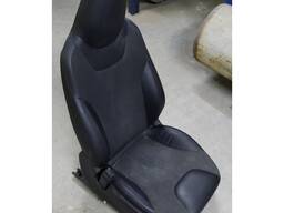 1013072-01-V Fahrersitzbaugruppe (ohne Positionsspeicher, Airbag, Anwesenheitssensor) BASI