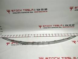 11008856-00-C Verkleidung TESLA Kofferraumdeckel Chrom für Tesla Elektroauto Modell S. Ein