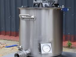 Cooking Kettle with a Stirrer