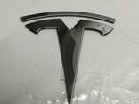 T-Emblem für den Kofferraumdeckel Tesla Model 3 1494950-00-A - photo 1