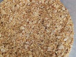 We sell soybean meal in quantities of 300-1000 t